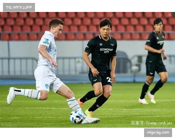 坚守浦项铁人的信念：李昊宰与教练朴泰夏的君子协定